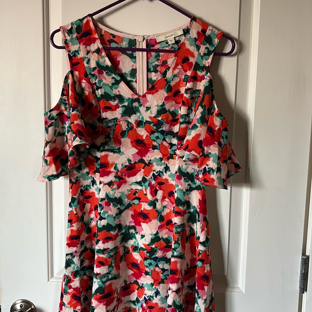 Lark & Ro Cold Shoulder fit and flare A-Line floral Dress Size Small